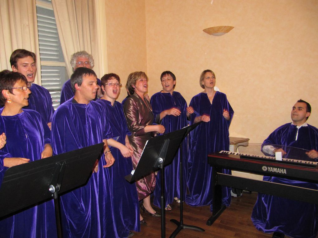 samedi 08 Août, la chroale a eu le plaisir de chanter lors de la cérémonie de mariage de notre choriste Evelyne.