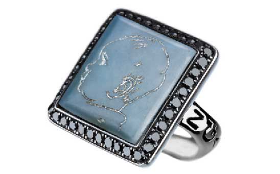 Créateur d'objets précieux : joaillerie haut de gamme (bagues de fiançailles, solitaires en diamants, ...), montres de prestige, cadeaux et accessoires