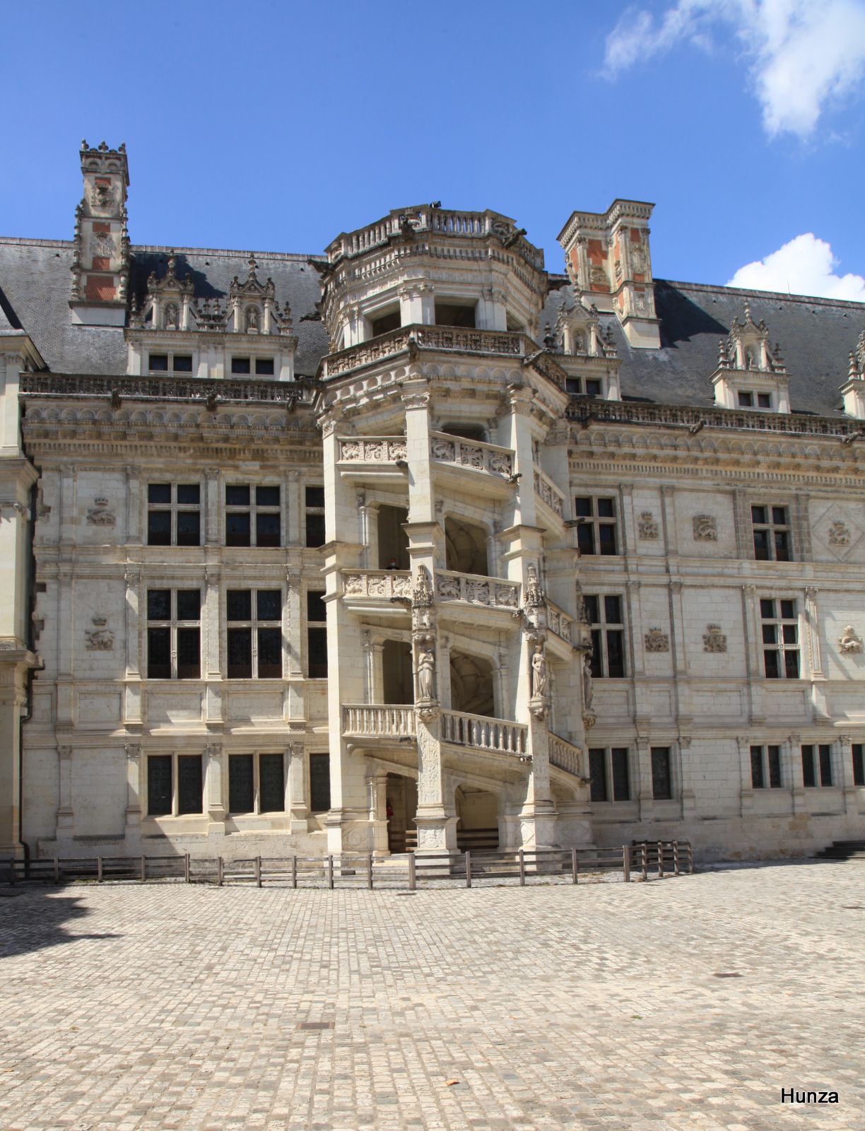 Château de Blois, escalier François Ier