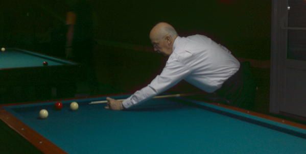 <p><strong>LE </strong>tournoi interne <strong>DU</strong> billard club d'Outreau</p>