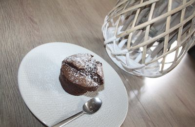 Muffins au chocolat noir avec son coeur blanc!