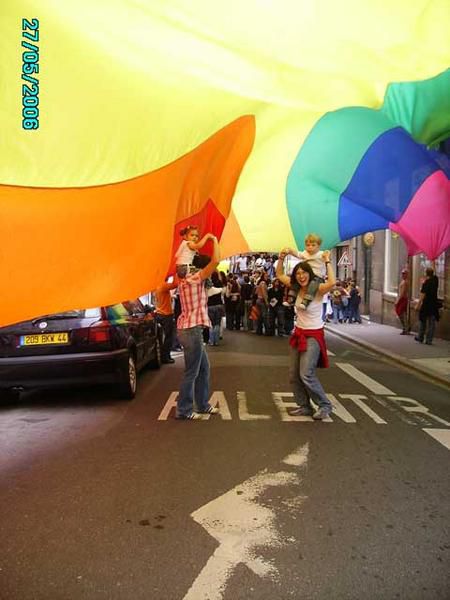 Les photos de nous 2 et de nos copines &agrave; la gaypride.