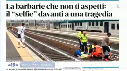 Scandale : En Italie, un homme prend un selfie devant une femme heurtée par un train