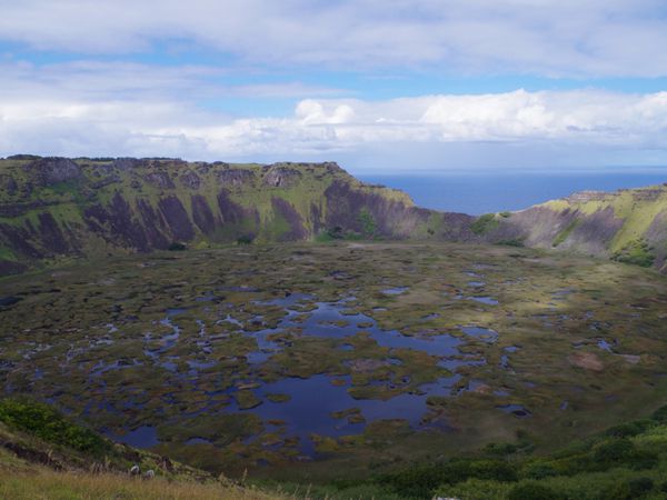 Le cratère du Rano Kau.