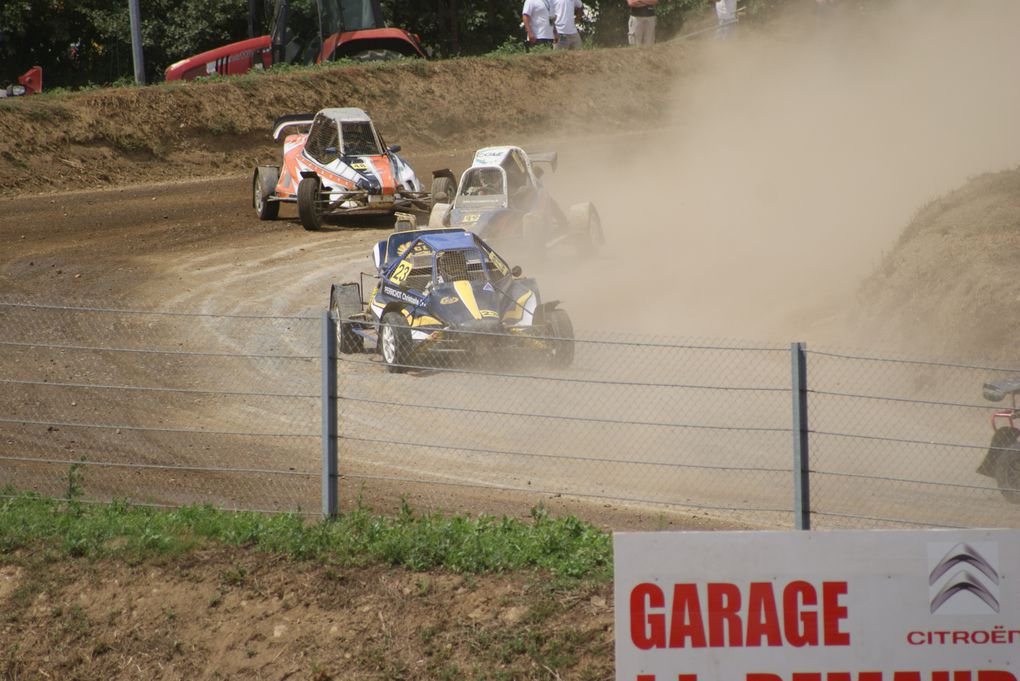 Les 28 et 29 juillet 2012 à St-Georges-de-Montaigu (85), 7ème épreuve du Championnat de France d'autocross.