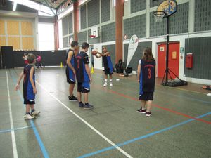 repas commun, équipe 1 , équipe 2, situation de match et échauffement