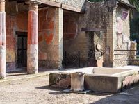 Casa dei Cervi, Casa del Rilievo di Telefo : 2 des plus belles demeures d'Herculanum visibles à ce jour... En attendant de pouvoir visiter un jour, peut-être, la Villa dei Papiri.
