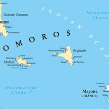 Comores, Mayotte, néo-colonialisme français :  petit cours d’histoire récente