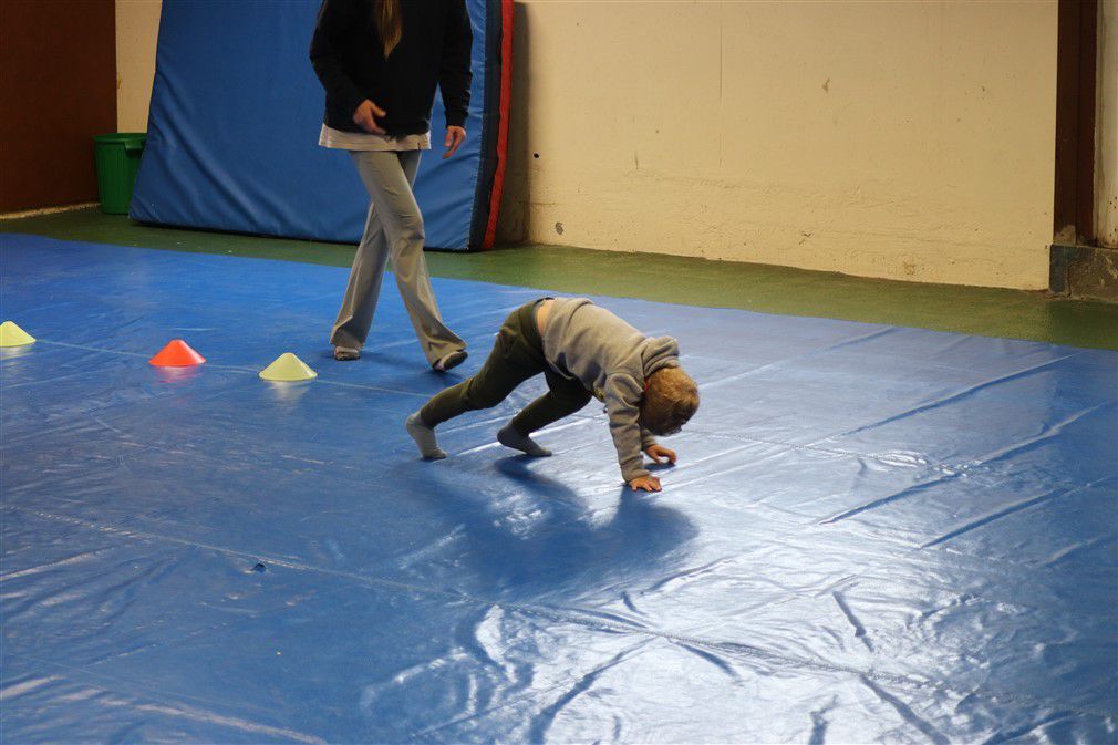 Rencontre sportive en maternelle