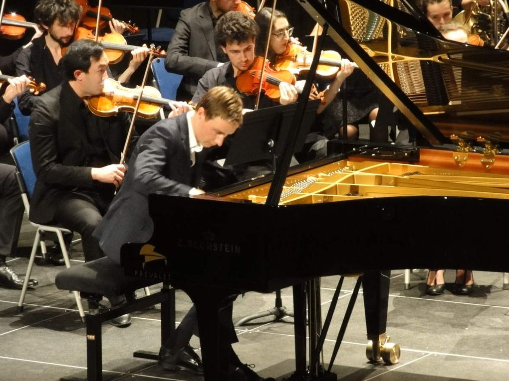 14h Gaspard DEHAENE et l'EOD dirigé par Flavien BOY: Brahms concerto pour piano n°2  / Schubert mélodie hongroise et Anne Queffélec, notre marraine..n