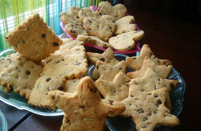 COOKIES AU BEURRE DE CACAHUETES ET PEPITES DE CHOCOLAT