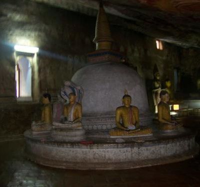 Dambulla, les temples troglodytes