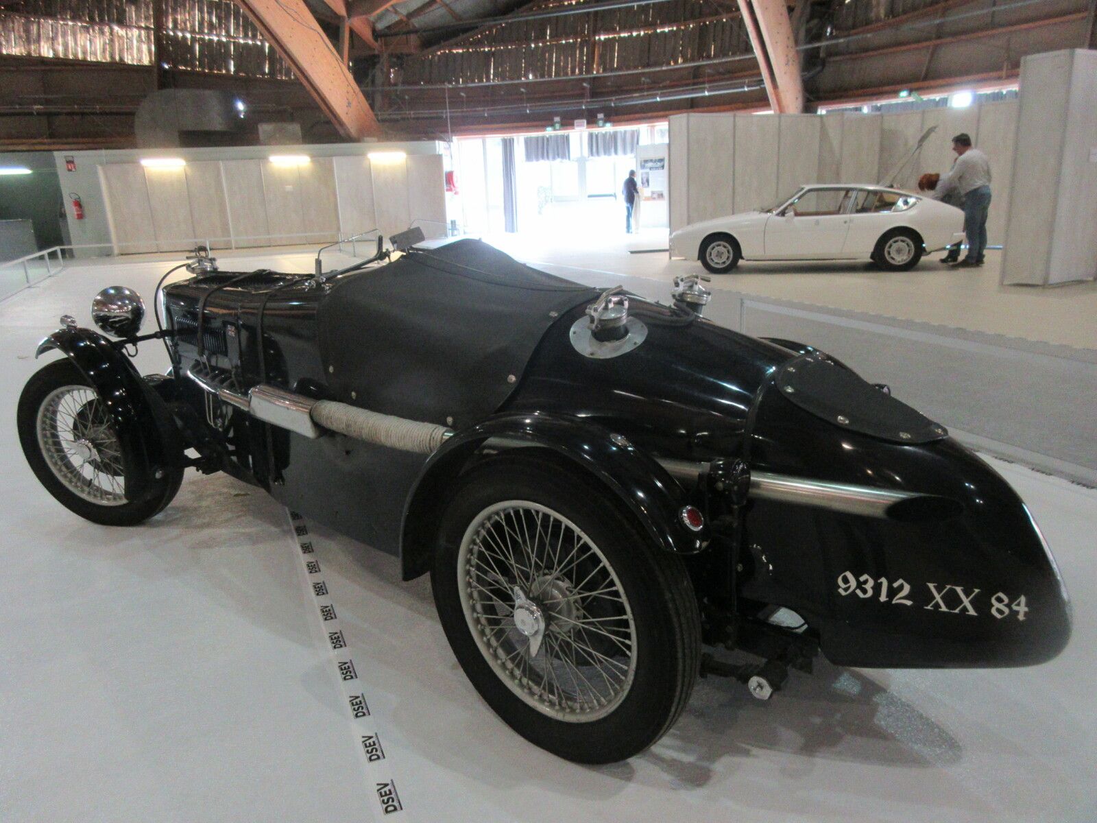 MOTOR PASSION 2024 -  1er jour pour la mise en place  dans le Hall A