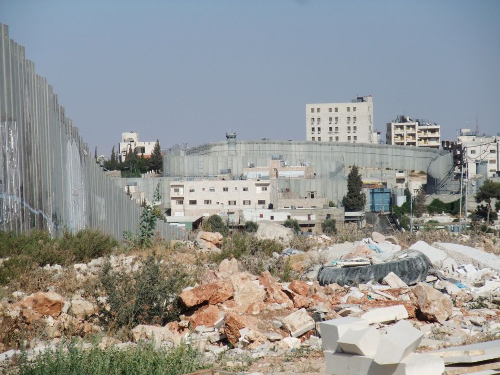 Aqabat Jaber Camp près de Jéricho, Aida Camp à Bethléem, Arroub Camp près d'Hébron, ...