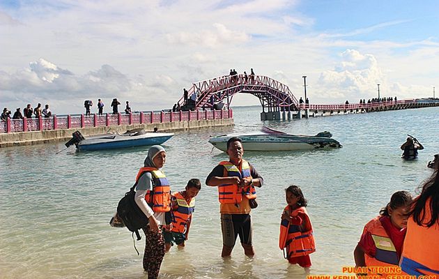 Pulau Tidung | Destinasi Pantai Jakarta Di Pulau Seribu