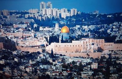 L'annexion d'Al Qods/Jérusalem par les sionistes.Pourquoi ?