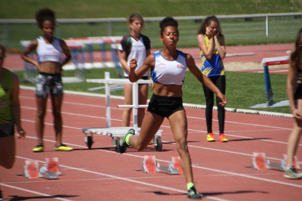 Camille Moulard et Marion Peju médaillées aux championnats du Rhône minimes