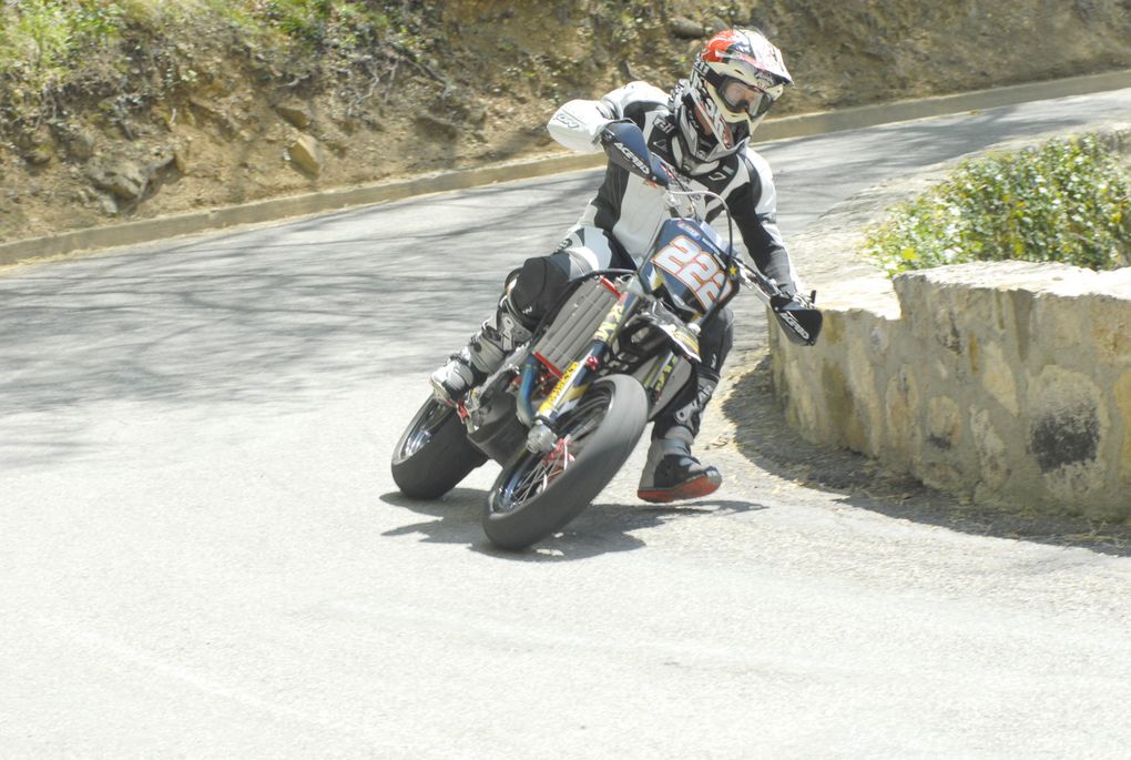 course-de-cote-moto-castillon--2010
organisé par le moto club du montonnais