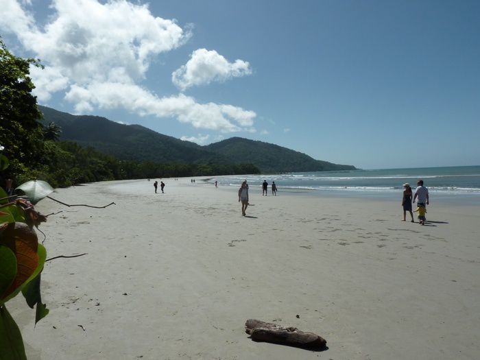 Remonte au Cape York depuis Cairns.
plage, 4x4 et Gunshot au programme!