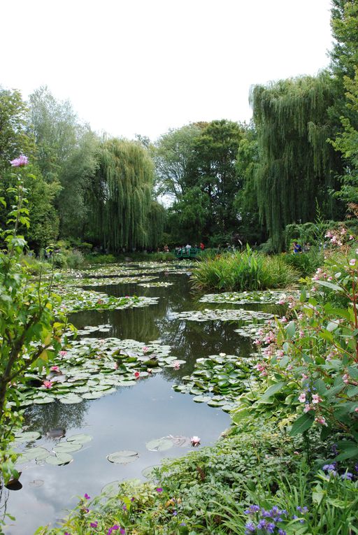 la maison de Monet et le jardin des nymphéas.