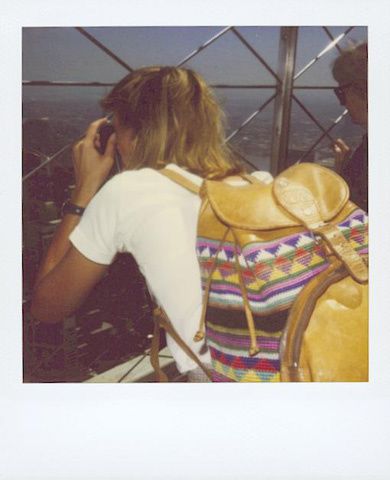 En 1999 lors d’une visite à New-York je suis monté au sommet de l’Empire State Building ! Peu d’étonnement au niveau de la vue, mais beaucoup plus au sujet des gens qui la regardait. Le lendemain, même opération depuis le sommet du World T