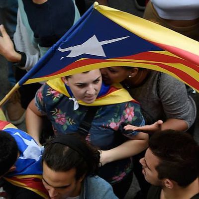 À trois jours du référendum en Catalogne, la Garde civile saisit des millions de bulletins de vote