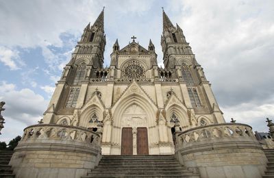 Le Perche en photo : Notre Dame Chapelle Montligeon par nonobstant (membre Flickr)