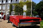 LAAS : VOITURES RUTILANTES ET ELEGANTES DANS LE PARC DU CHATEAU