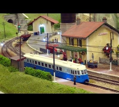 Roulements sur le réseau de Trains miniatures à l'AMFA en octobre 2007