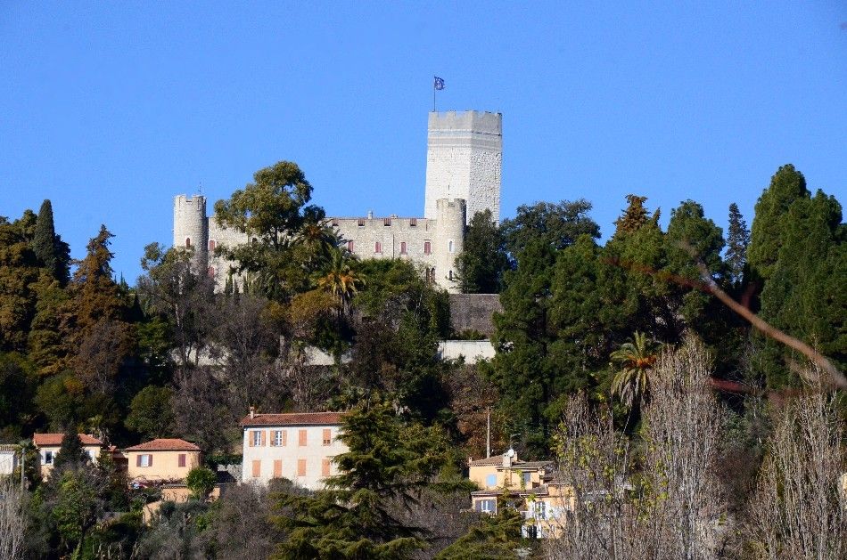 LE TRAGIQUE DESTIN DE LA TOUR DE LA MADONE