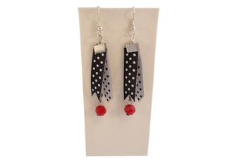 boucles d'oreilles Mademoiselle