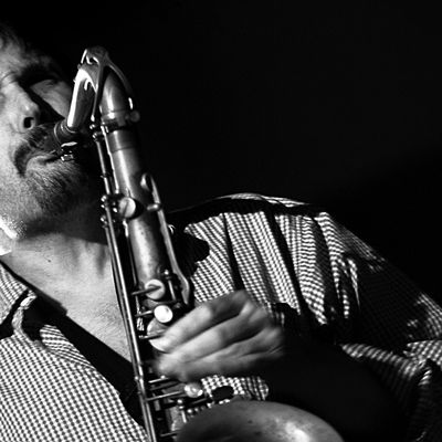 steve grossman, un saxophone ténor français qui fait penser à une réincarnation de sonny rollins et il meurt le 13 août 2020