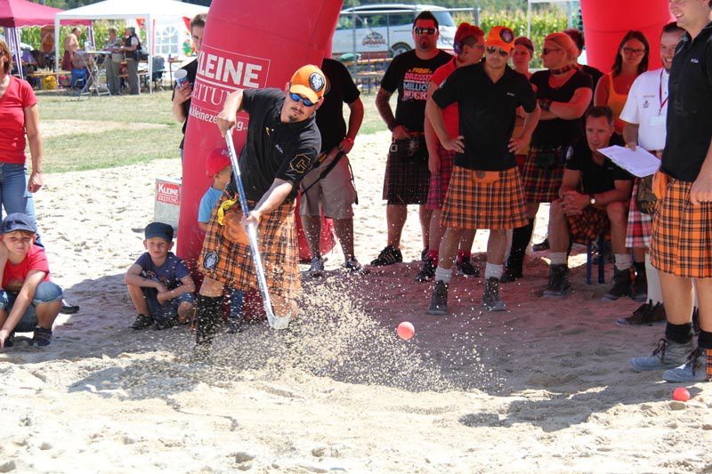 8. internationale Hockey Highlandgames in Treibach. Trotz neuer starker Gegner (HighlanderCup) konnten wir Platz 9 von 18 erreichen - sind zufrieden