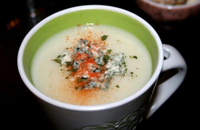 VELOUTE DE CHOUX FLEURS ET ROQUEFORT