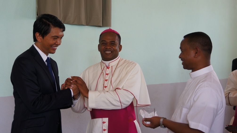 Messe d'ouverture des VIè Assises Nationales des Médecins Catholiques de Madagascar, en présence du Président Andry Rajoelina. 1ère partie. Photos: Harilala Randrianarison