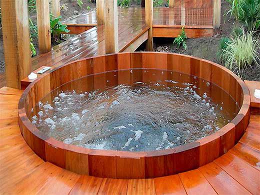 Average Costs of Cedar Hot Tubs