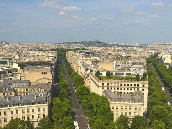 Champs-Élysées vu du l'arc de triomphe 