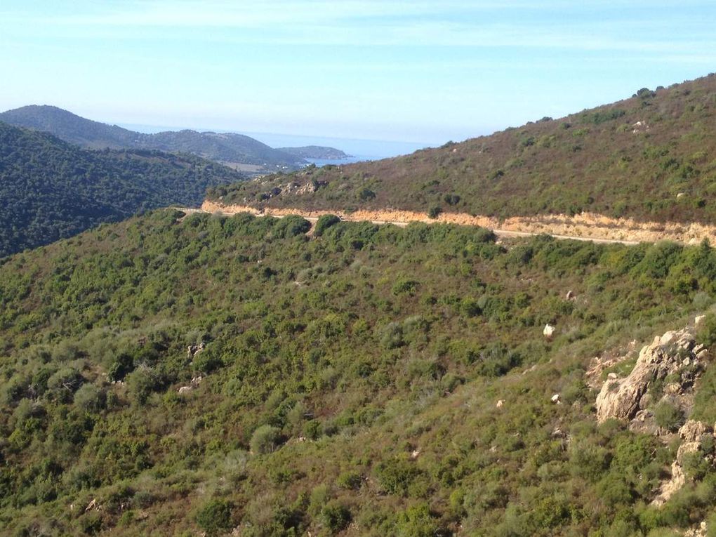 Superbe balade en Corse avec nos Deuches.