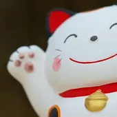 Le Maneki Neko, chat porte-bonheur japonais | Japan Experience