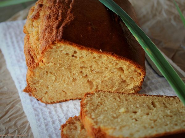 Cake Moelleux au Lait Concentré et au Sucre à la Citronnelle...si Vous Voulez!!