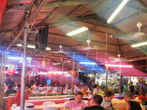LARSIAN : Cebu's Famous BBQ place.