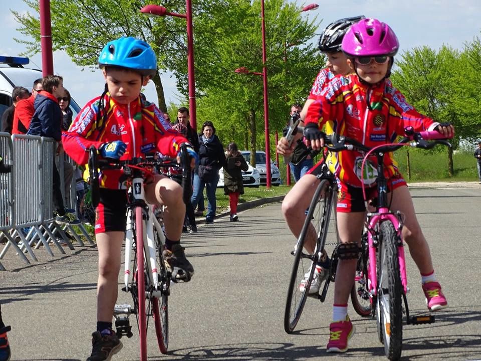 Album photos des championnats d'Eure et Loir des Ecoles de cyclisme de Dreux(28)