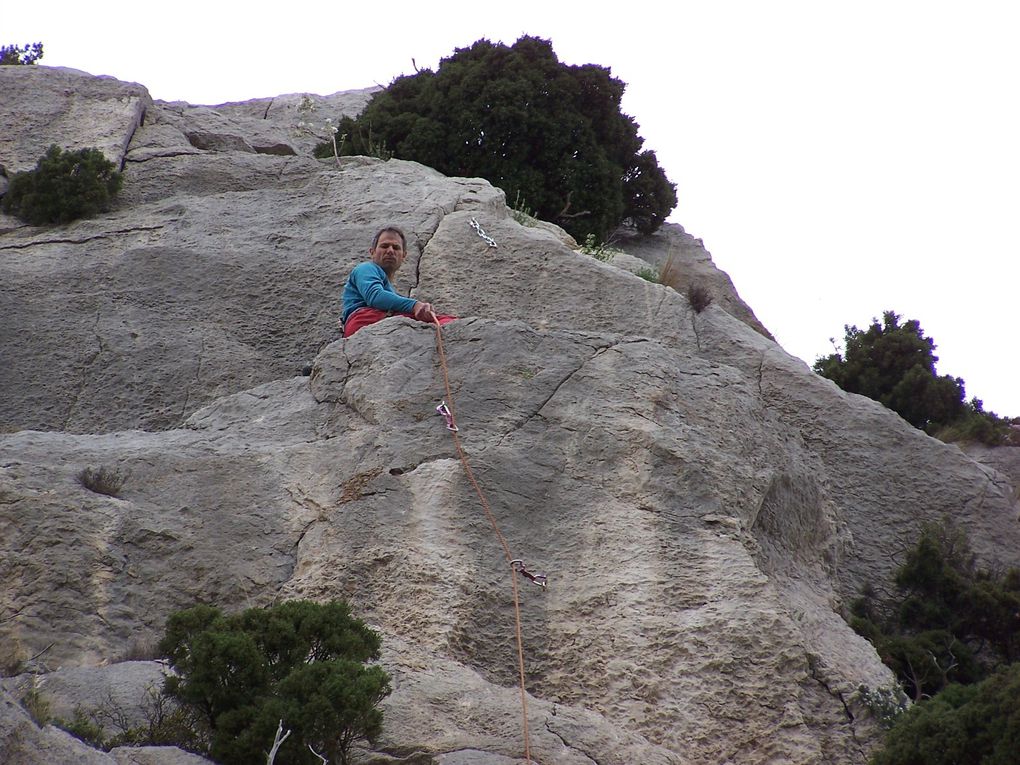 Album - escalade-dentelle-montmiraille-2010