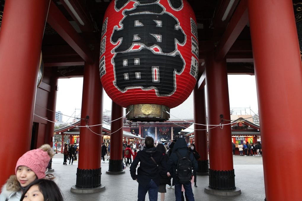 Tokyo en version touristique, le temps d'une escale avant de rejoindre Kanazawa. (Photos JB)