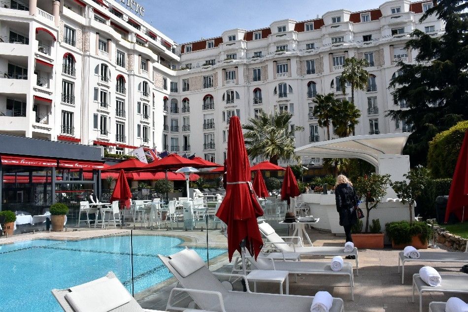 ET SI ON SE FAISAIT SON CINEMA AU FOUQUET’S DE LA CROISETTE ?