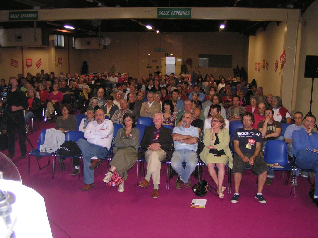 Meeting départemental à Valence avec Corinne Morel-Darleux, Marc Dolez, Karim Ghendouf, Elsa Johnstone. 