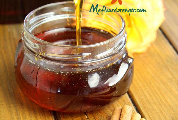 Sirop de sucre façon miel pour les gâteaux