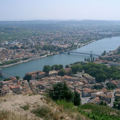 tournon sur rhone ardeche 07