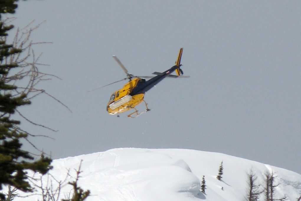 Deux mois bien charges : ski de rando entre Colombie Britannique et Alberta, kayak sur Vancouver Island, visite de Toronto et Ottawa, canoe en Ontario, debut du printemps a Montreal et Mont Tremblant, chutes du Niagara et decouverte du Nouveau Brunsw