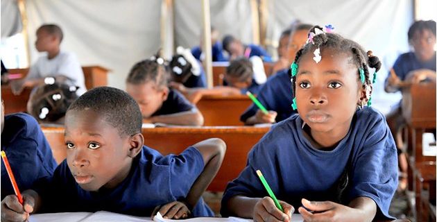Petits écoliers en Haïti 